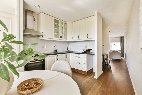 Medium property photo - Laan van Vlaanderen 154, 1066 MR Amsterdam